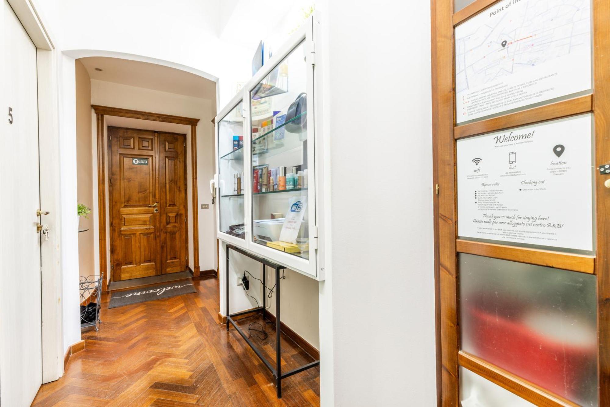 Corso 151 Hotel Олбия Екстериор снимка