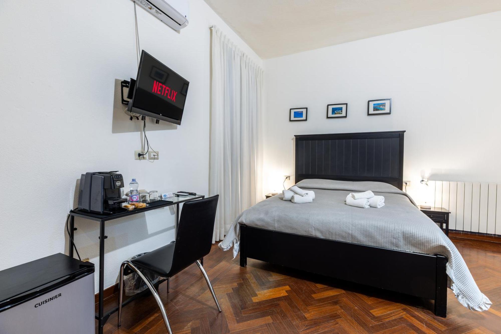 Corso 151 Hotel Олбия Екстериор снимка